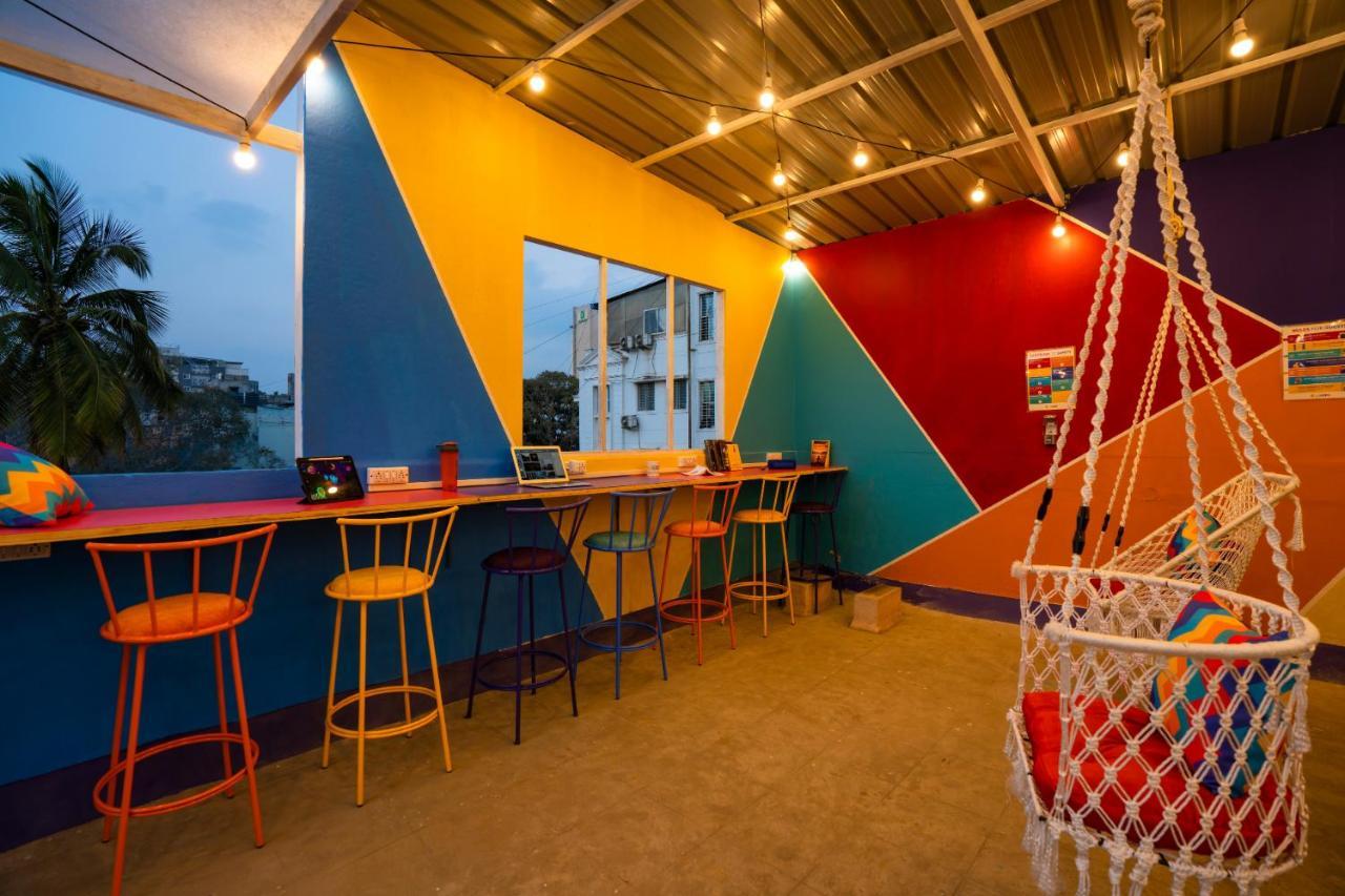 Gostops Bengaluru, Gandhi Nagar Majestic ภายนอก รูปภาพ